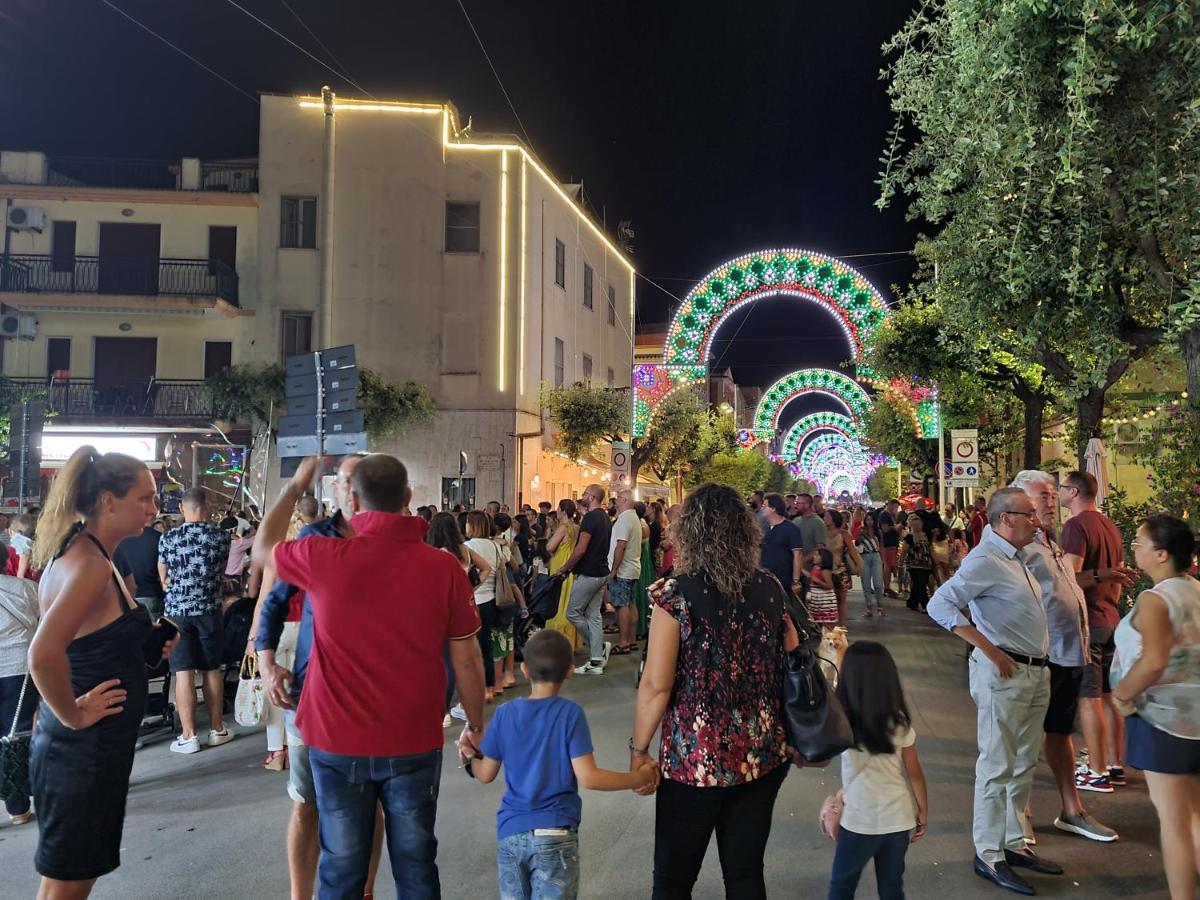 Le Stanze di Ricci - Affittacamere Low cost Lesina Esterno foto